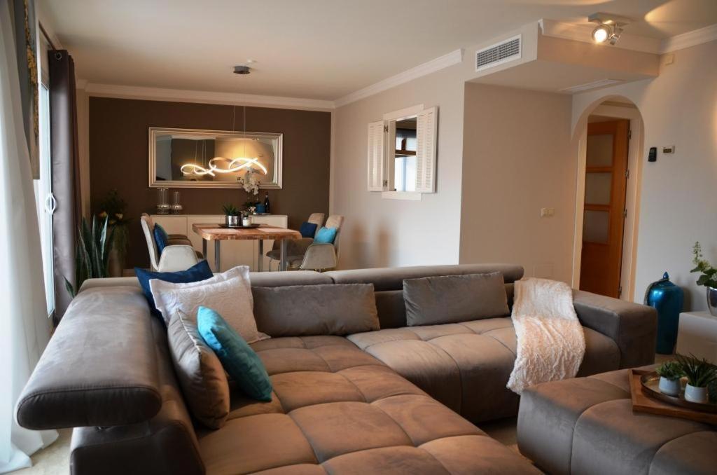 Apartmán Penthouse Mit Privatem Jacuzzi In Marbella - La Mairena Ojén Exteriér fotografie