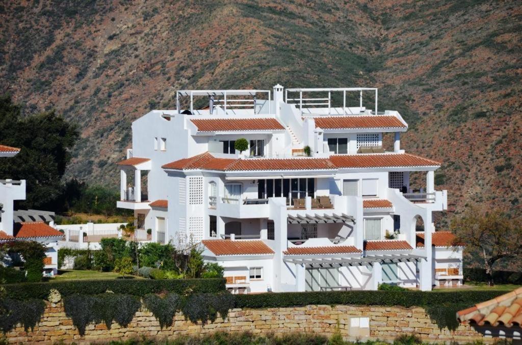 Apartmán Penthouse Mit Privatem Jacuzzi In Marbella - La Mairena Ojén Exteriér fotografie