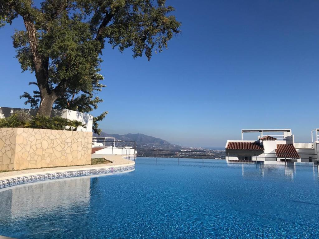 Apartmán Penthouse Mit Privatem Jacuzzi In Marbella - La Mairena Ojén Exteriér fotografie